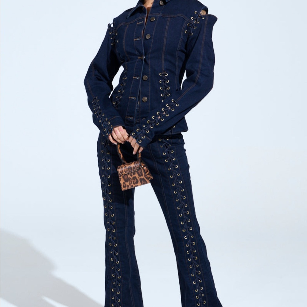 🔥 AKIRA That’s On Me Navy Eyelet Denim Jean Set - Picture 10 of 10